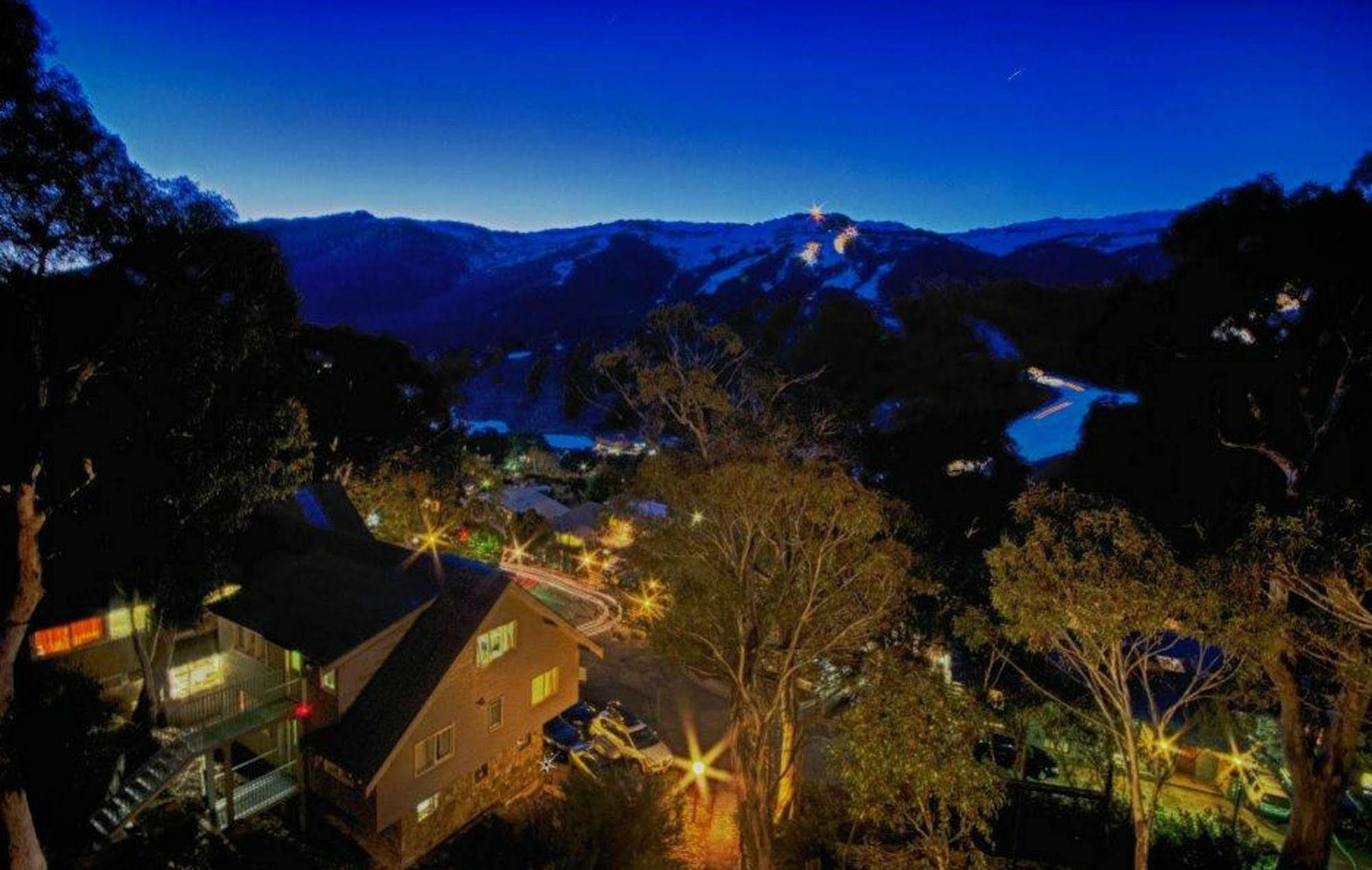 Winterhaus Lodge Thredbo Village Екстер'єр фото