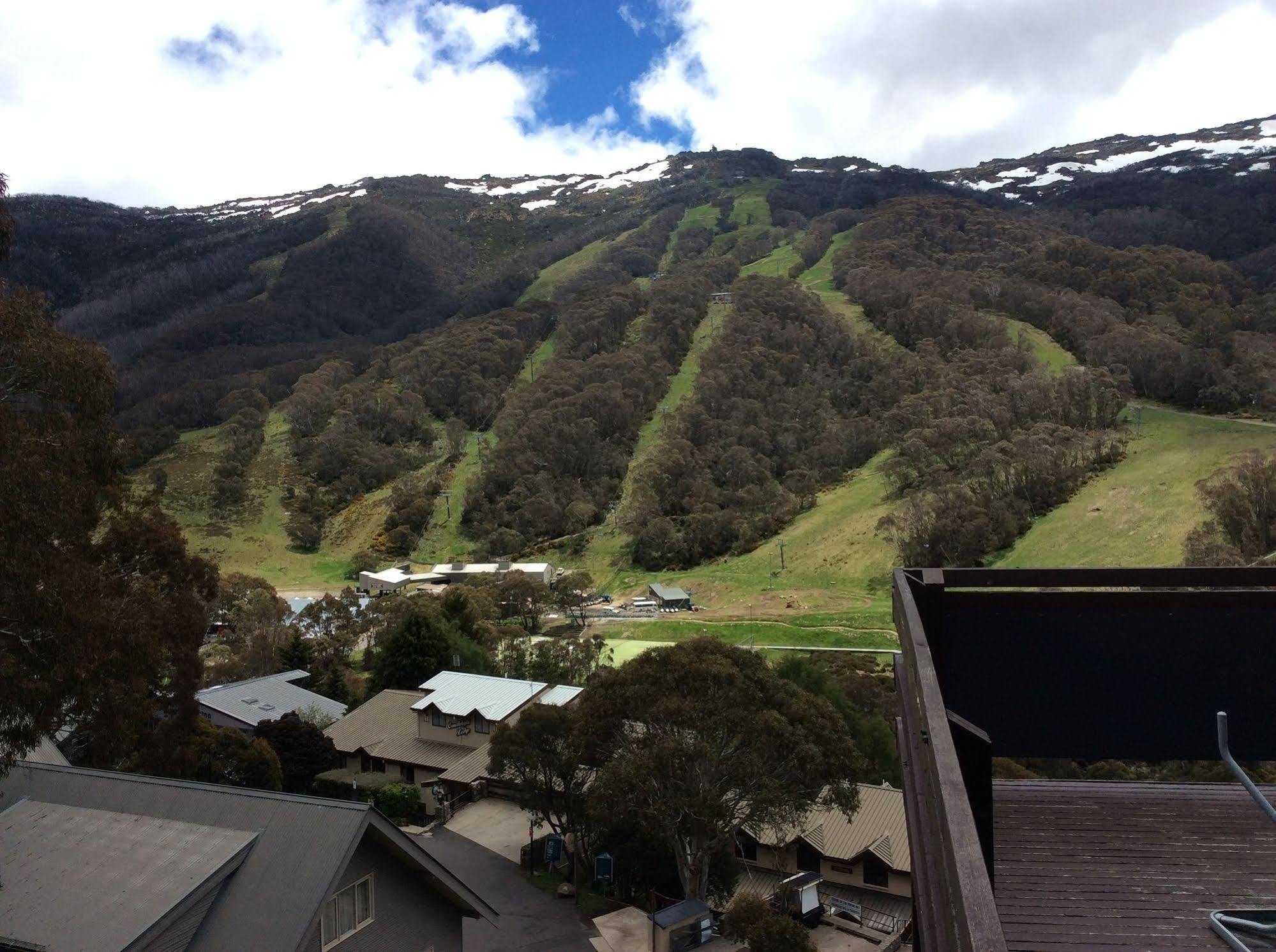 Winterhaus Lodge Thredbo Village Екстер'єр фото