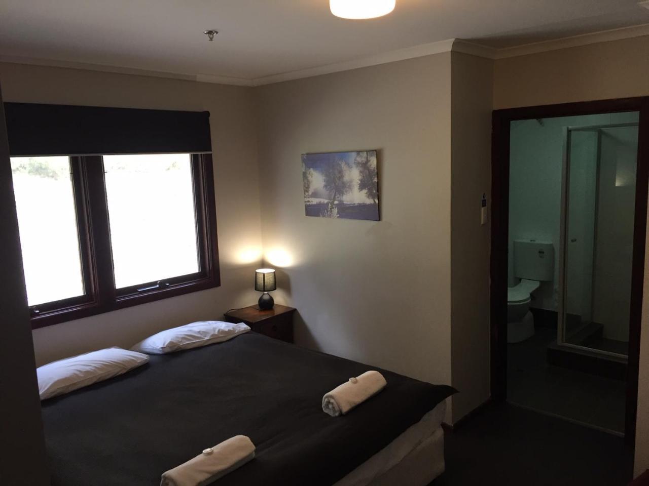 Winterhaus Lodge Thredbo Village Екстер'єр фото